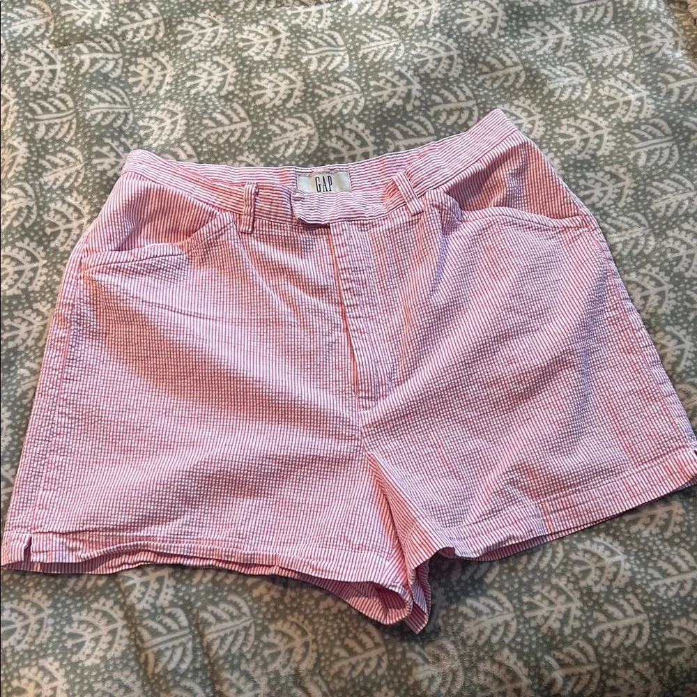 GAP Women's Pink and White Striped Bermudas - Picture 1 of 2